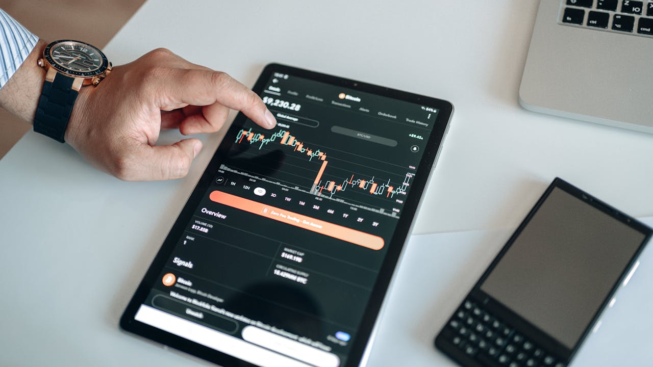 7 Ways to Improve Your Online Trading Skills